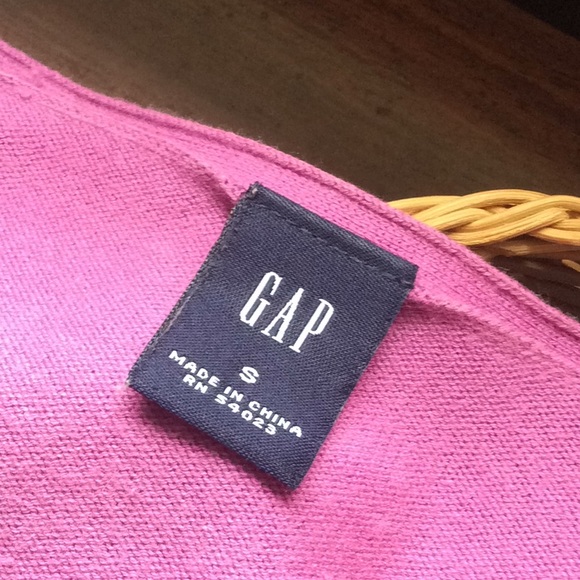 Pink cardigan sweater with sequins - Picture 3 of 8